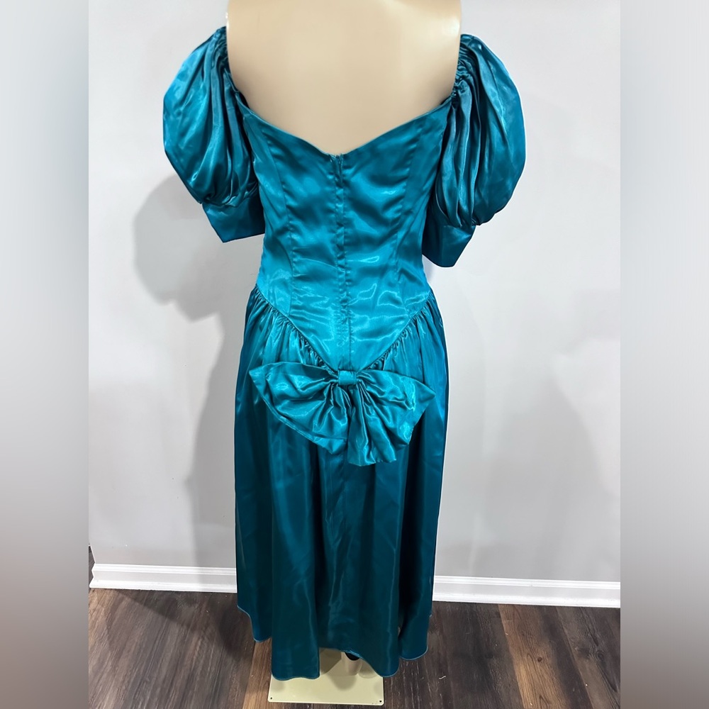 LORALE Dress Size Medium Women 1980’s Prom Dress Ruffle Puff Sleeves Bow